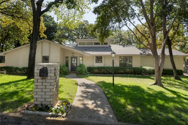 2004 Vista View Road, Keller, TX 76262