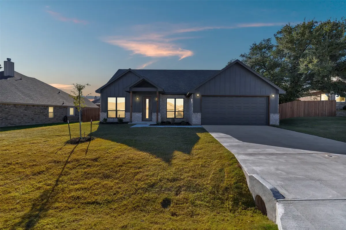 3306 Promenade Court, Granbury, TX 76049 - Image #1