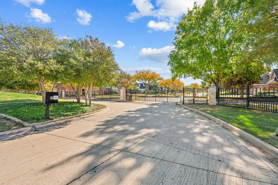 6805 Shalimar Court, Colleyville, TX 76034 - Image #3