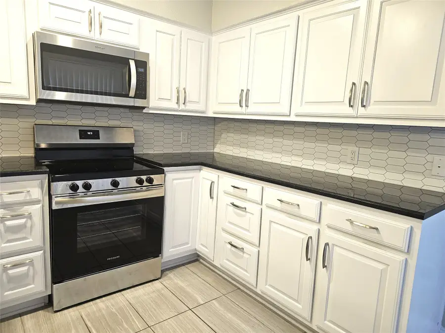 871 Dublin Drive #4, Richardson, TX 75080 - Image #3