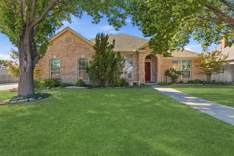 303 Aspen Court W, Aledo, TX 76008 - Image #2