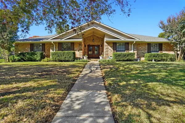 1206 Oakwood Trail, Southlake, TX 76092