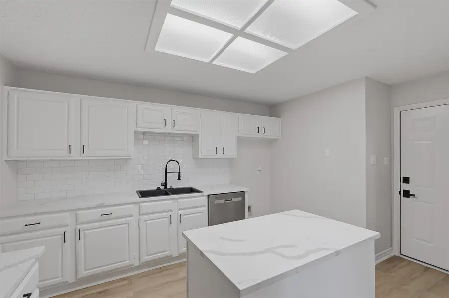 4009 La Costa Court, Irving, TX 75038 - Image #3