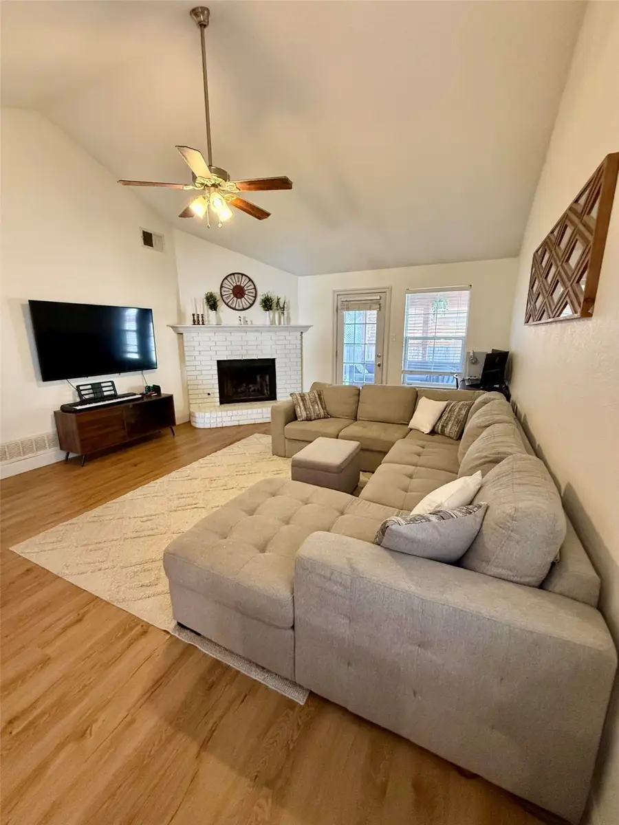 2612 Forestview Drive, Corinth, TX 76210 - Image #3