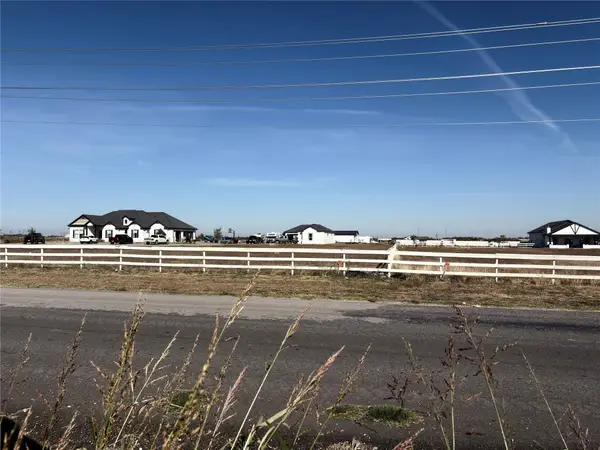 20322 County Road 590, Nevada, TX 75173