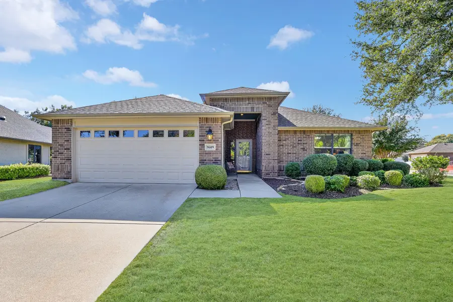 9609 Pinewood Drive, Denton, TX 76207 - Image #2