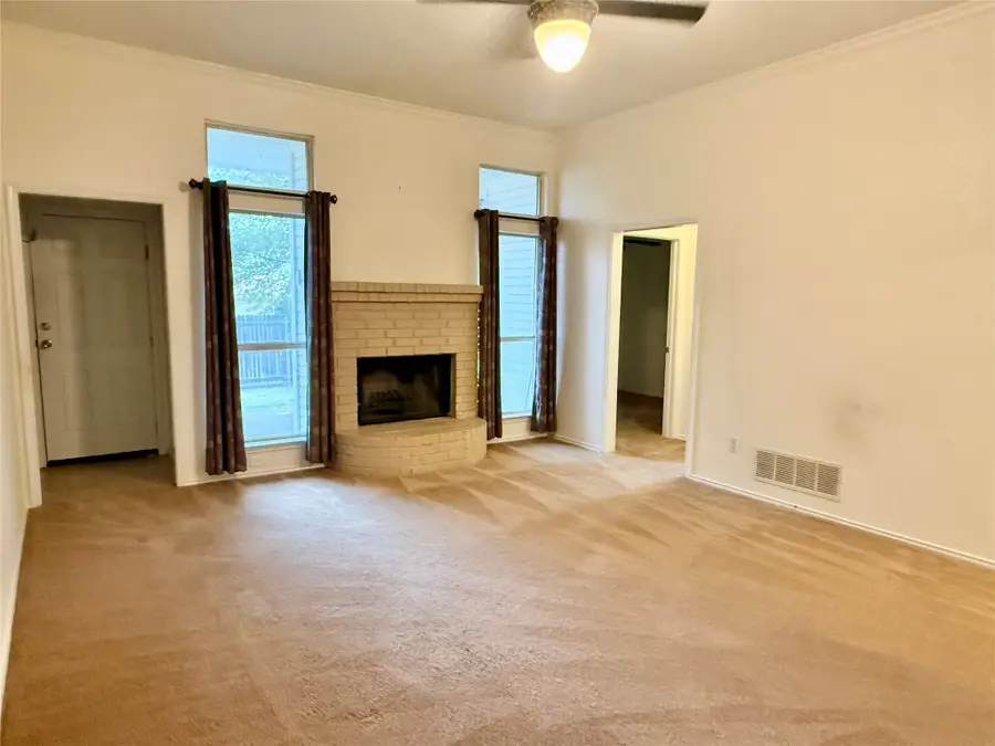 210 W 4th Street, Kennedale, TX 76060 - Image #2