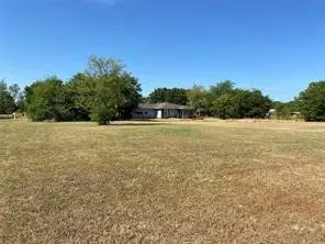 401 S Gardner Street, Whitewright, TX 75491 - Image #2