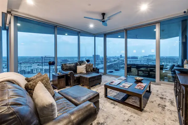 3130 N Harwood Street #1903, Dallas, TX 75201