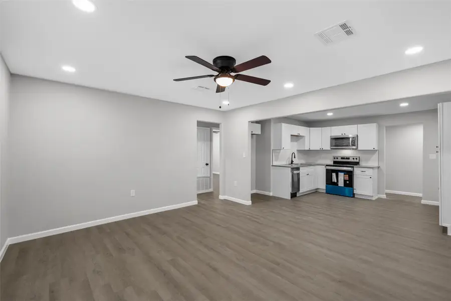 1312 Nealton Street, Bellmead, TX 76705 - Image #3