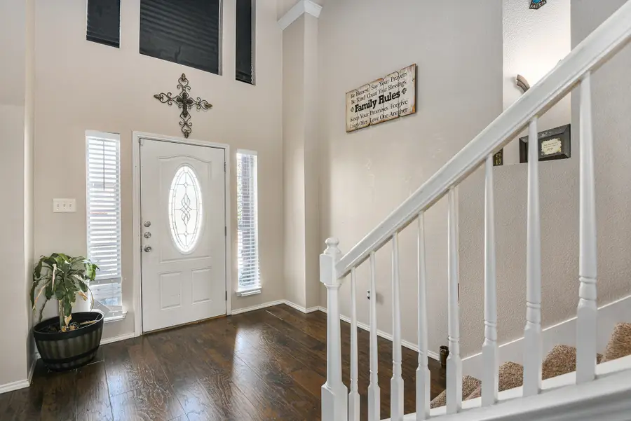 1229 Topeka Drive, Saginaw, TX 76131 - Image #3