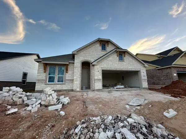 1228 Sabine River Lane, Springtown, TX 76082