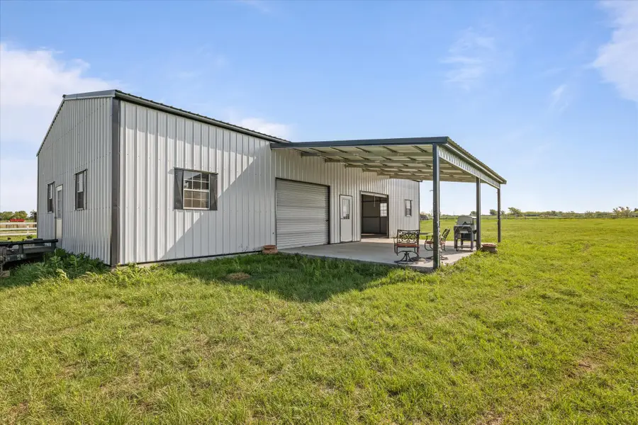 25 Cr 235, Valley View, TX 76272 - Image #2