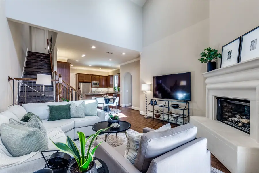 14725 Stanford Court, Addison, TX 75254 - Image #2