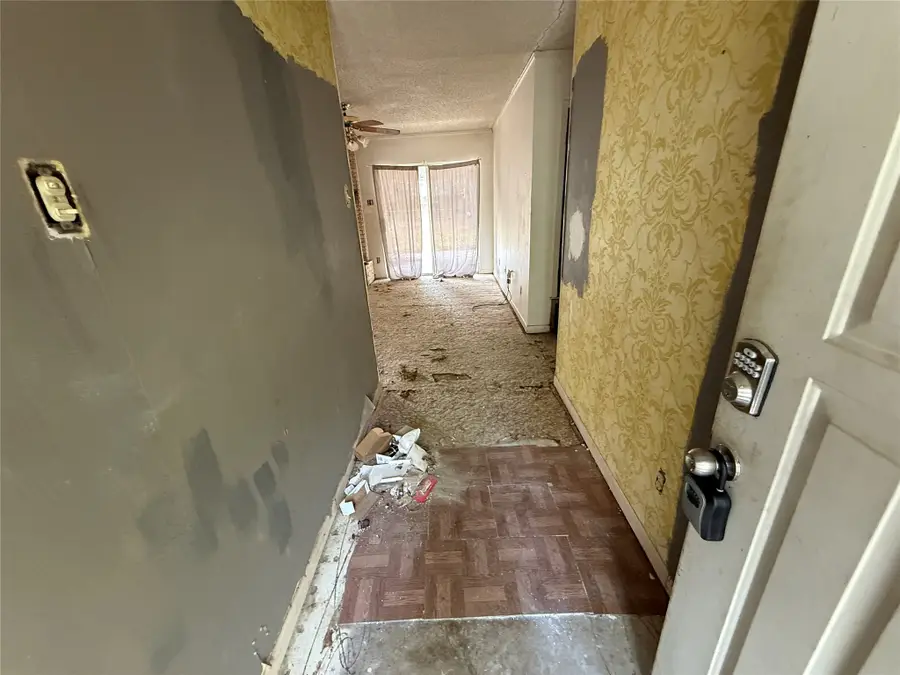 222 Royal Drive, Marlin, TX 76661 - Image #3