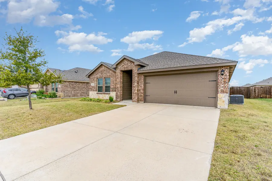 309 Chuck Wagon Drive, Josephine, TX 75189 - Image #2