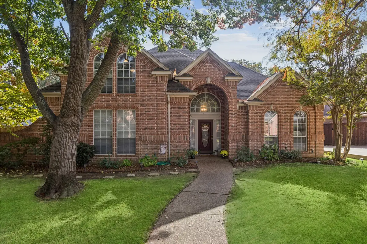 1625 Oak Creek Drive, Hurst, TX 76054 - Image #1