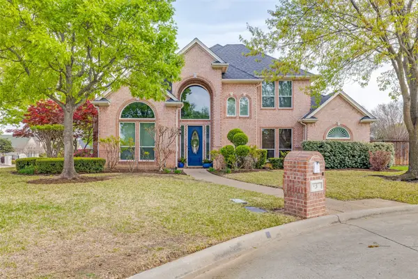 5 Pamela Court, Mansfield, TX 76063