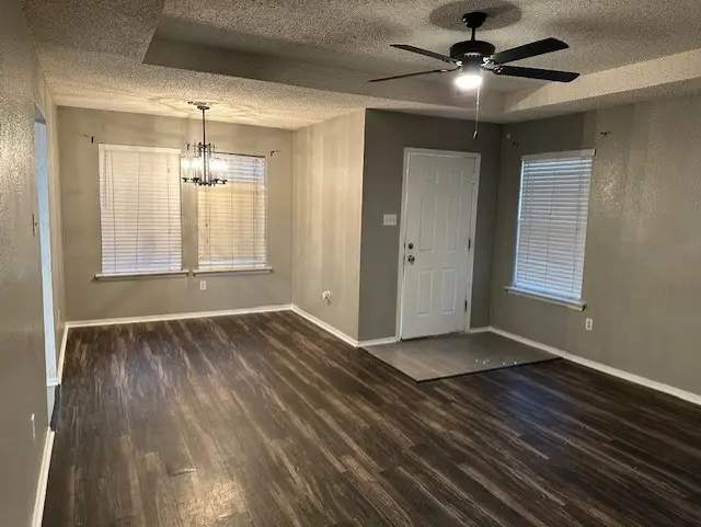 810 Woodland Court, Kennedale, TX 76060 - Image #3