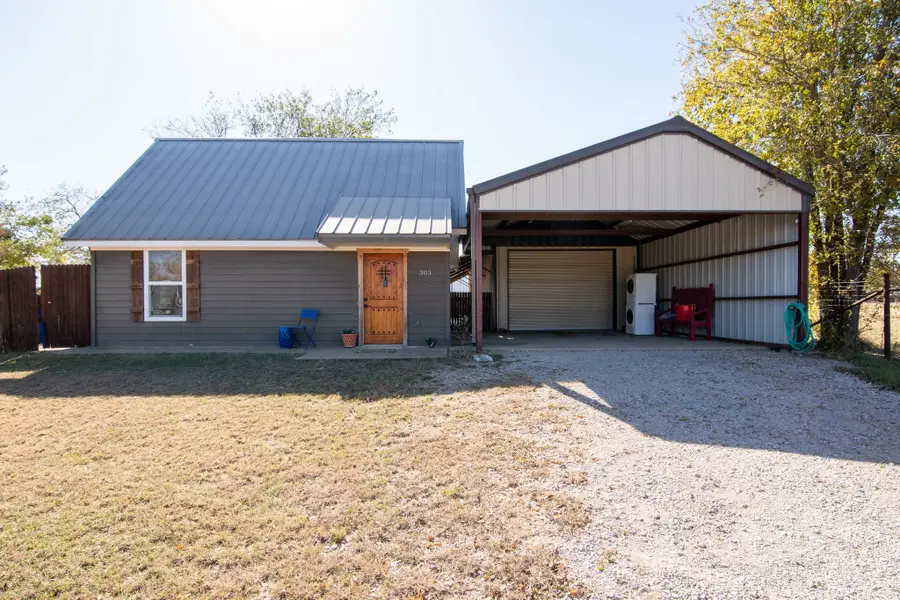 303 Boone Street, Mingus, TX 76463 - Image #2