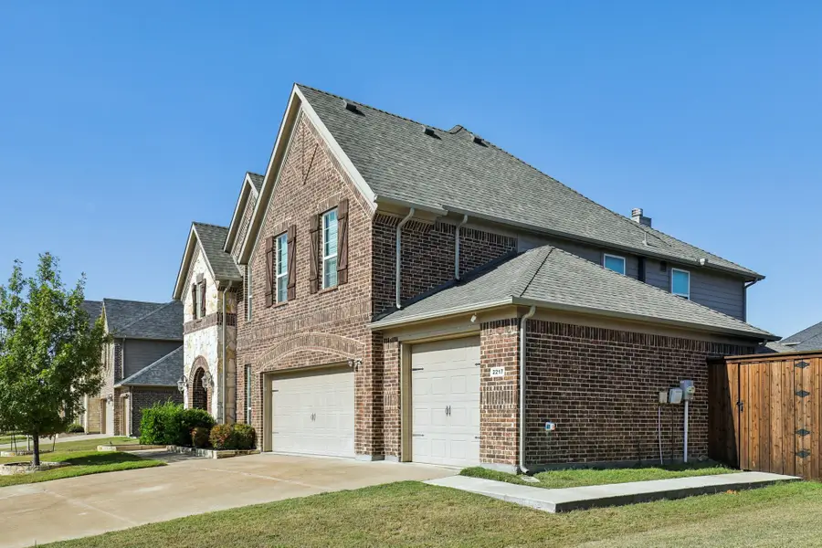 2217 Gulfstream Drive, Little Elm, TX 75068 - Image #2