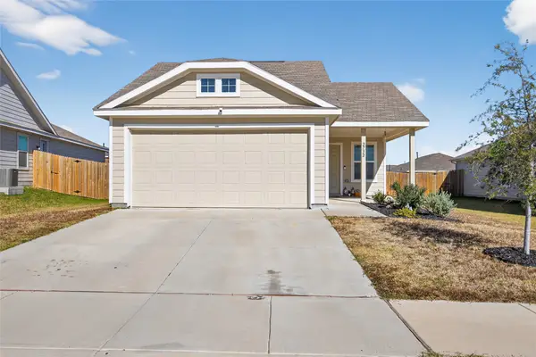 2732 Evening Side Court, Fort Worth, TX 76179