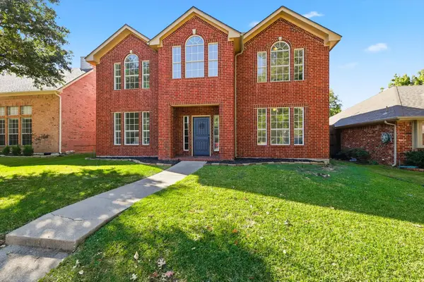 17803 Meadow Grove Lane, Dallas, TX 75287