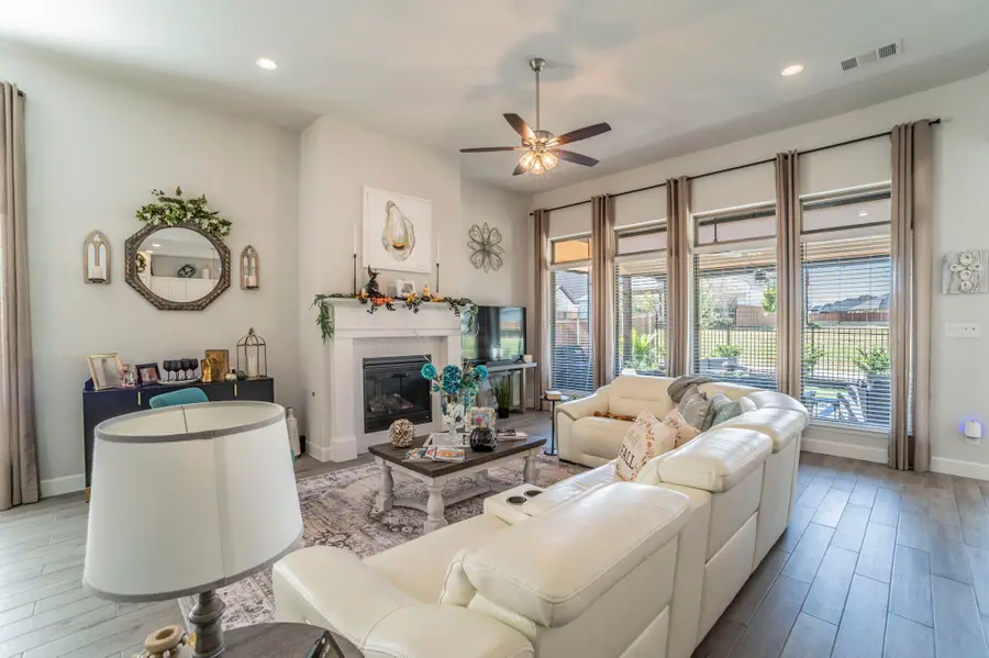 4418 Timberdrift Street, Midlothian, TX 76065 - Image #2