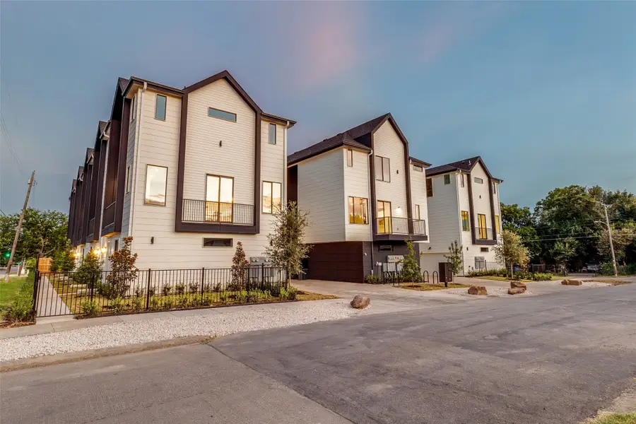 3308 Birmingham Avenue #C11, Dallas, TX 75210 - Image #2