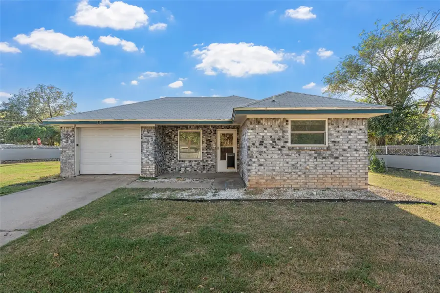 1101 E Walnut Street, Waco, TX 76704 - Image #2