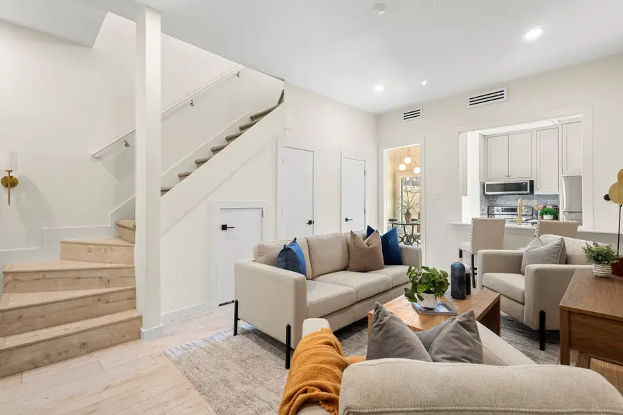 2806 Knight Street #103, Dallas, TX 75219 - Image #2