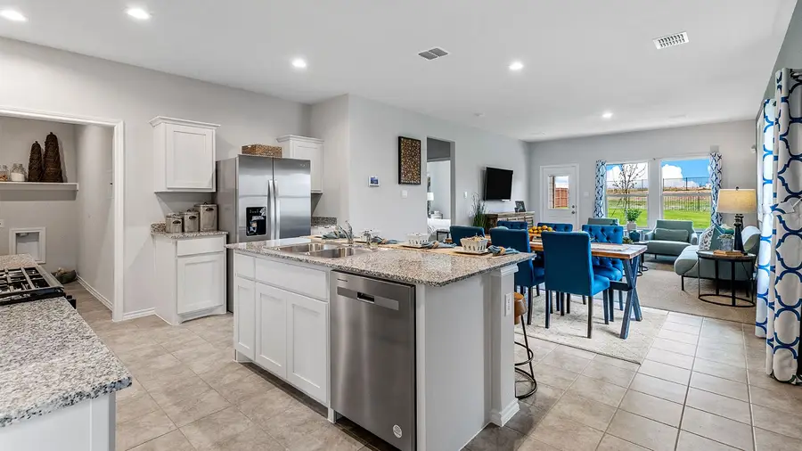 541 Shaded Grove Drive, Northeast Tarrant, TX 76259 - Image #3