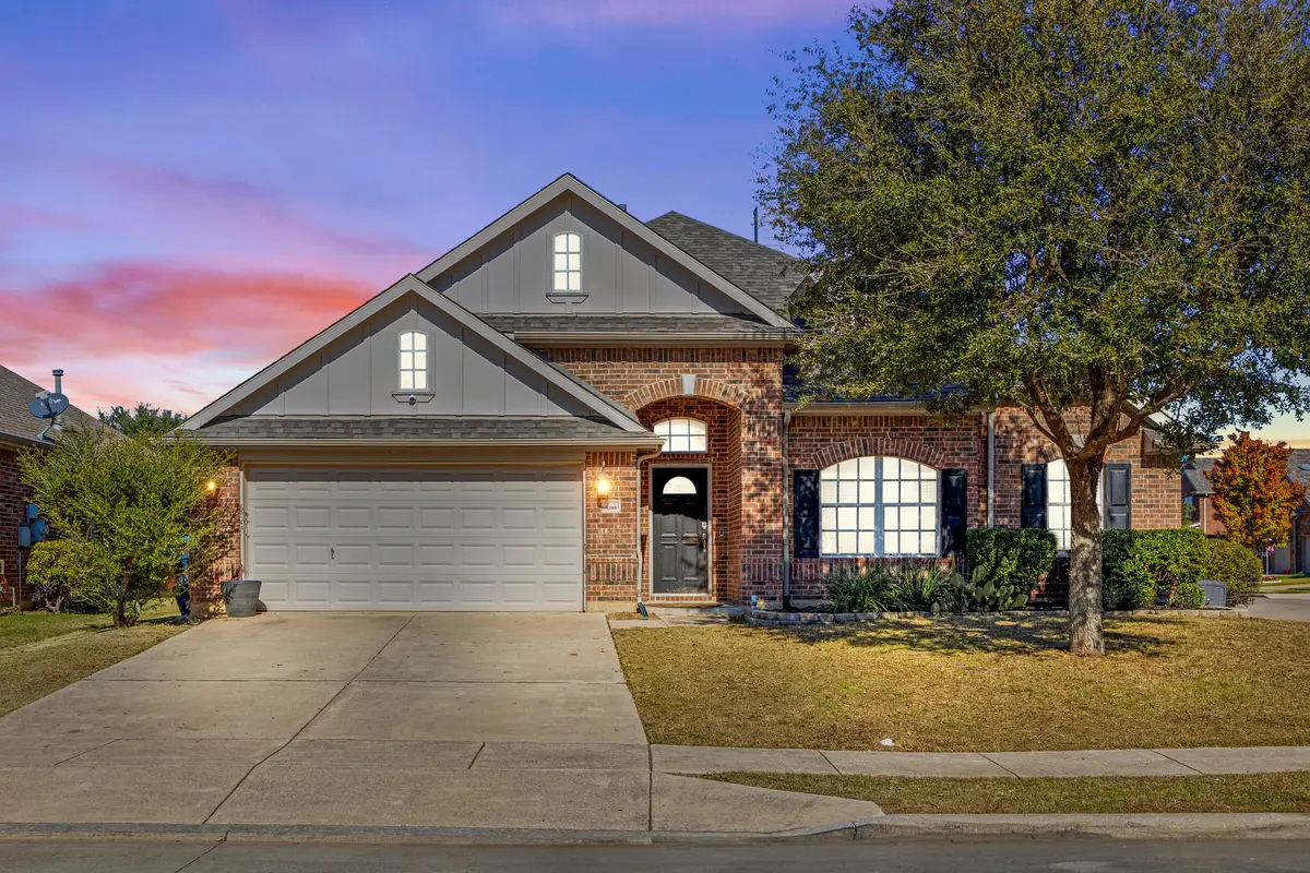 4133 Dellman Drive, Justin Roanoke, TX 76262 - Image #1