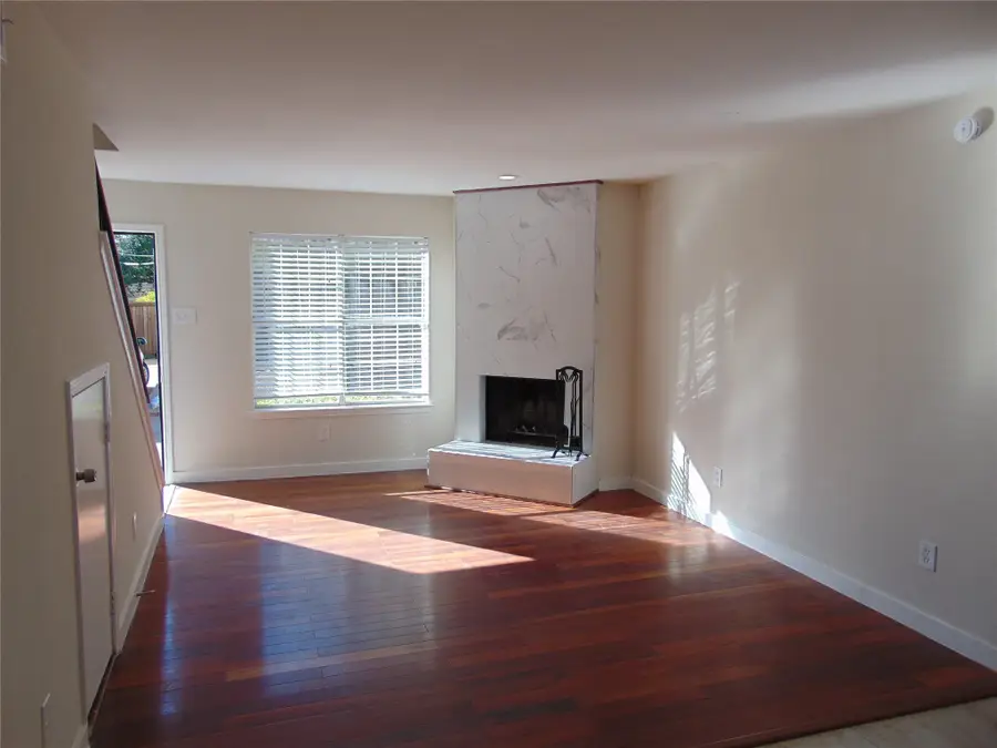 117 Graystone Place, Duncanville, TX 75137 - Image #2