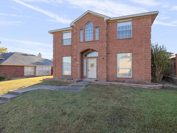 2416 Redfield Drive, Mesquite, TX 75181