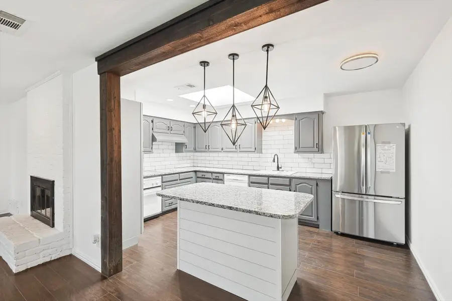 2201 Jamestown Court, Carrollton, TX 75006 - Image #3