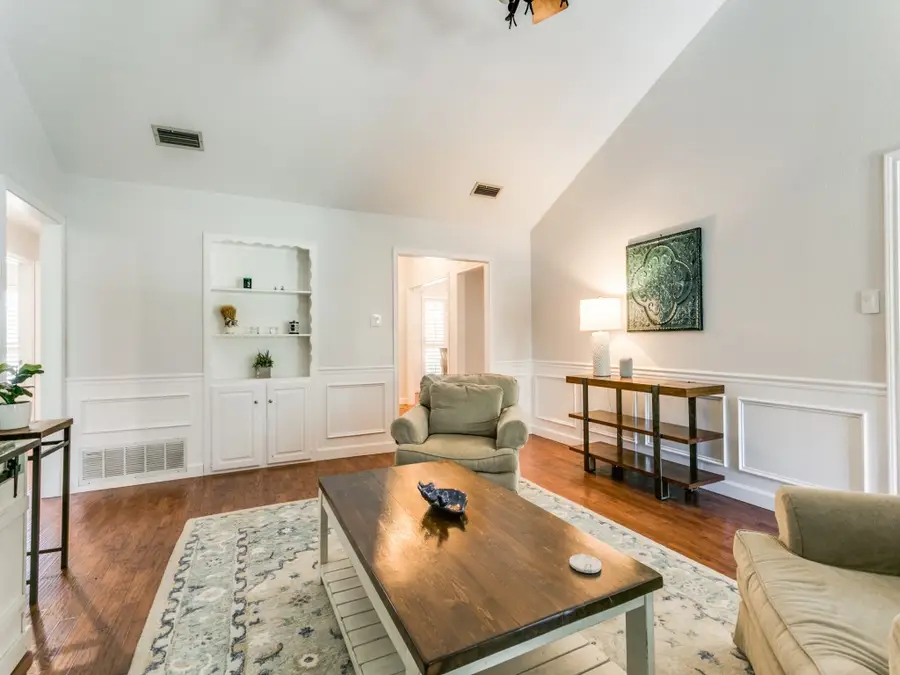 3816 Rolling Meadows Drive, Bedford, TX 76021 - Image #3