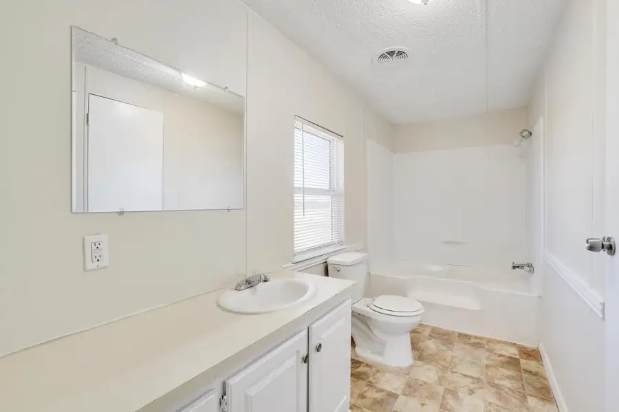 5700 Texas Street, Joshua, TX 76058 - Image #3