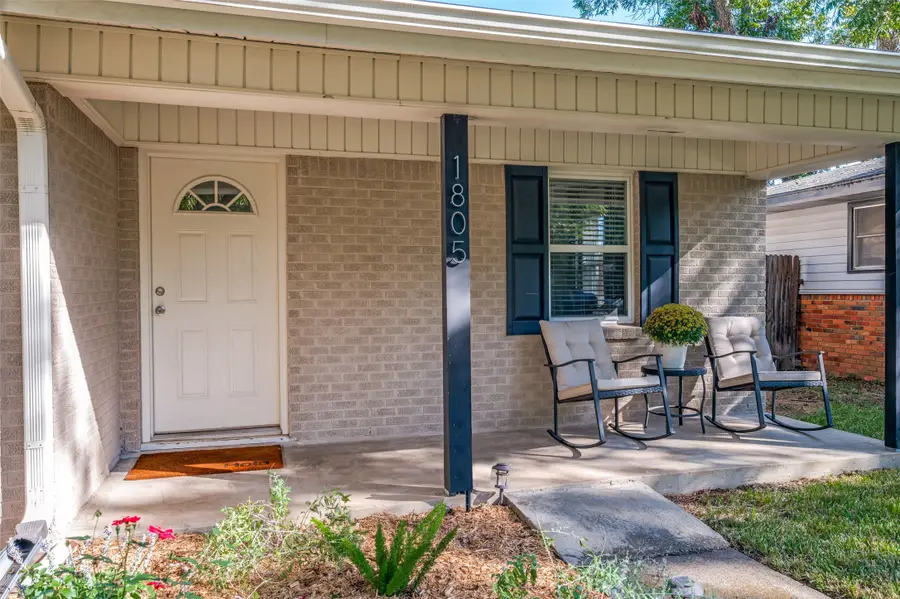 1805 Pecan Park Drive, Arlington, TX 76012 - Image #2