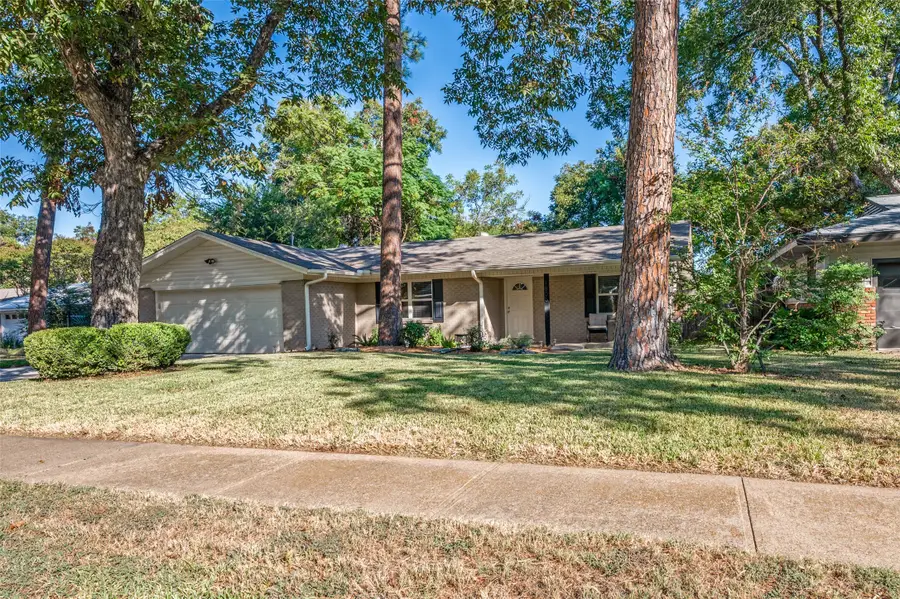1805 Pecan Park Drive, Arlington, TX 76012 - Image #3