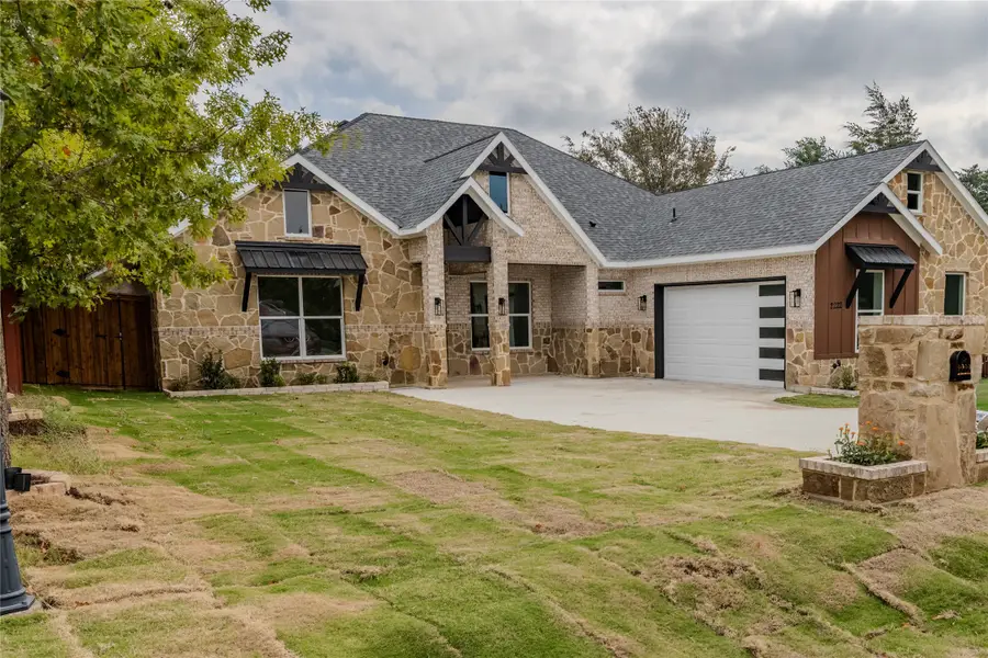 2222 Grove Lane, Glenn Heights, TX 75154 - Image #2