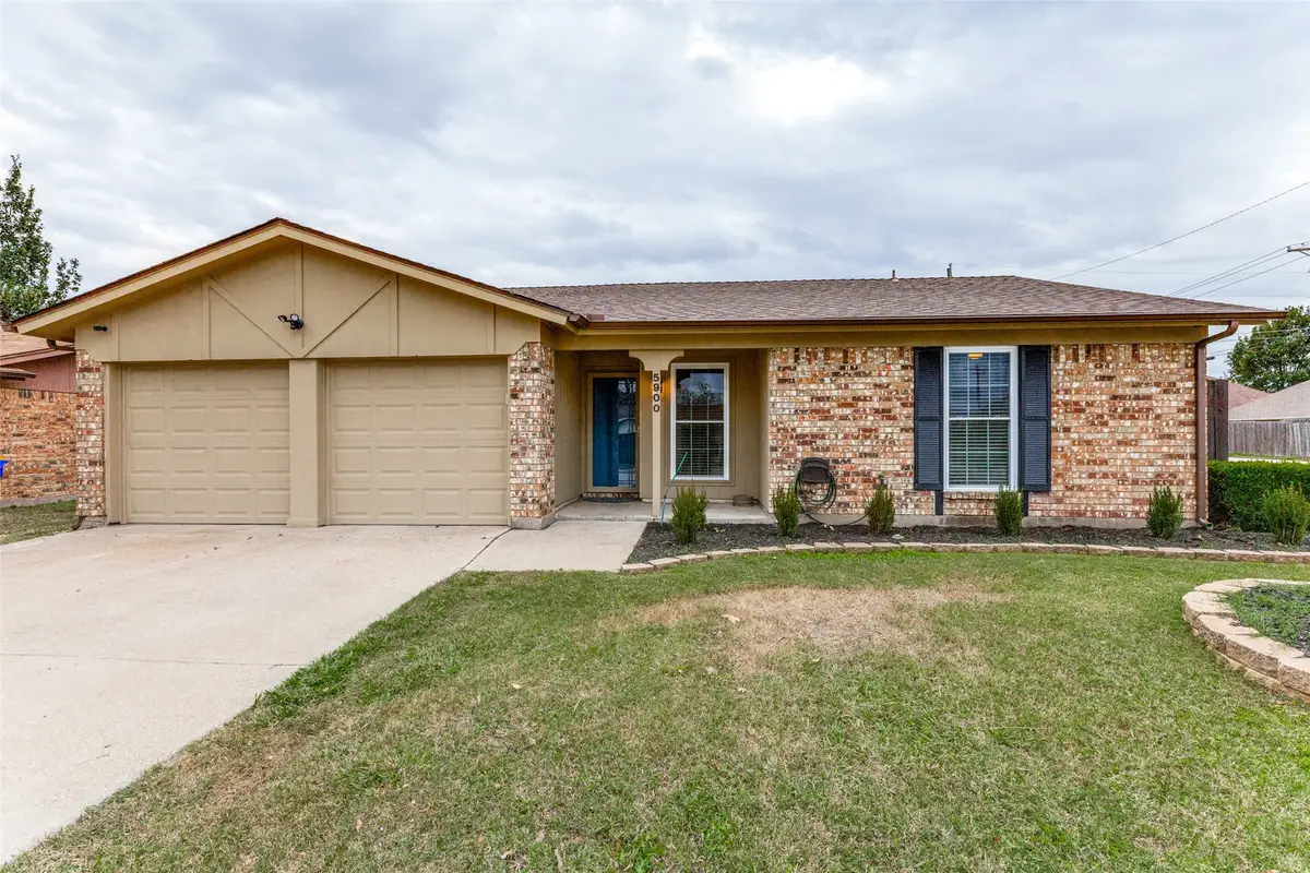 5900 Oak Hill Road, Watauga, TX 76148 - Image #1