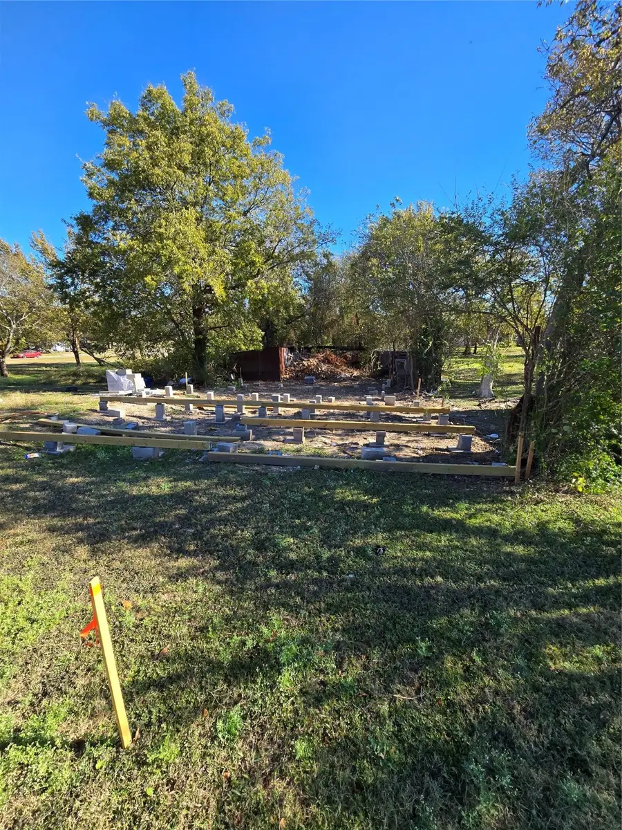 1206 N Kaufman Street, Ennis, TX 75119 - Image #2