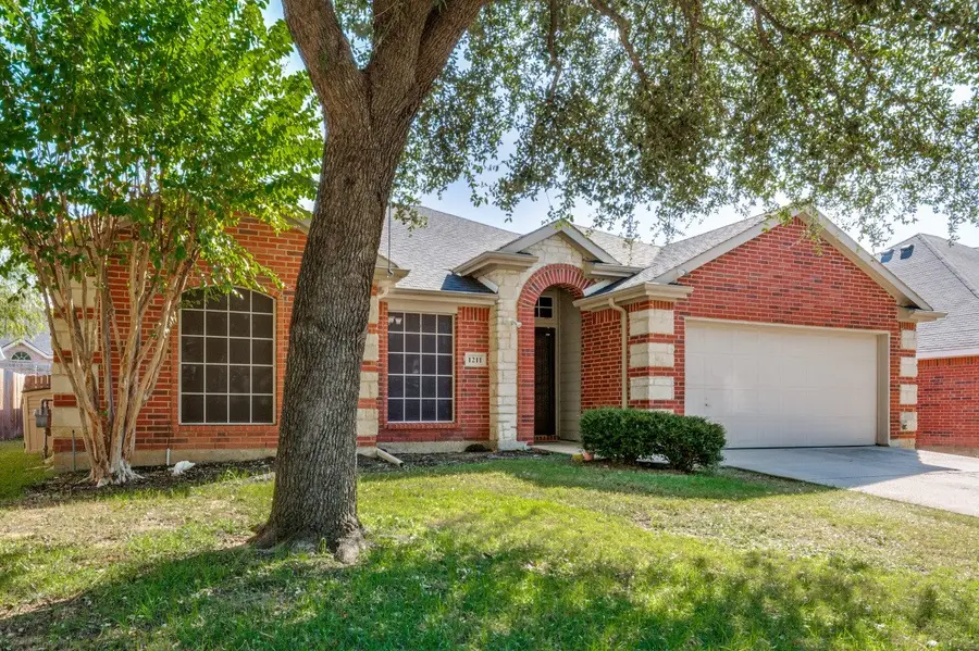 1211 Maple Terrace Drive, Mansfield, TX 76063 - Image #2