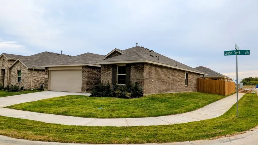 4249 Subtle Creek Lane, Fort Worth, TX 76036 - Image #2