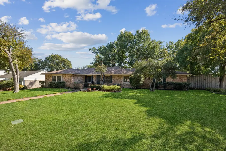 3910 Clear Cove Lane, Dallas, TX 75244 - Image #2