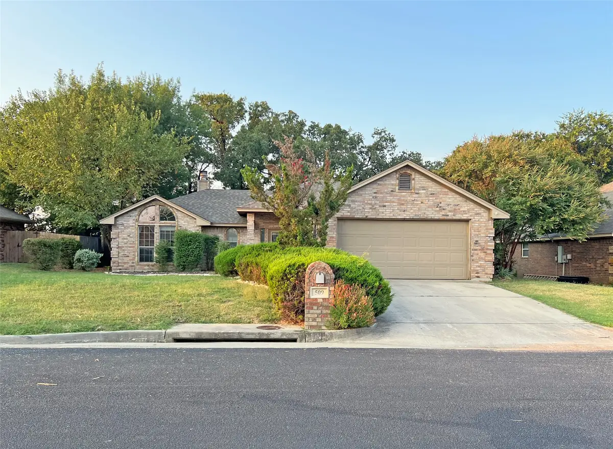 509 Sweetwater Drive, Weatherford, TX 76085 - Image #1