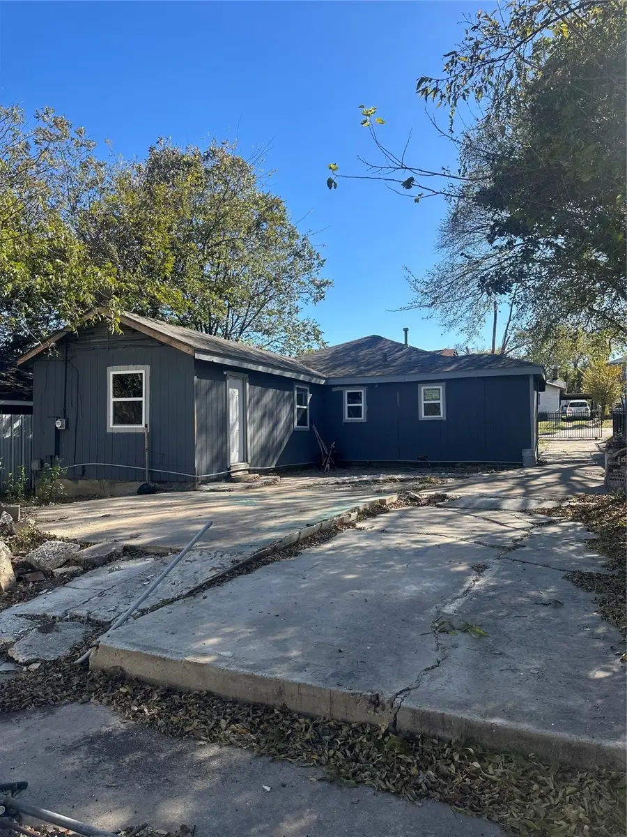 1117 E Harvey Avenue, Fort Worth, TX 76104 - Image #3