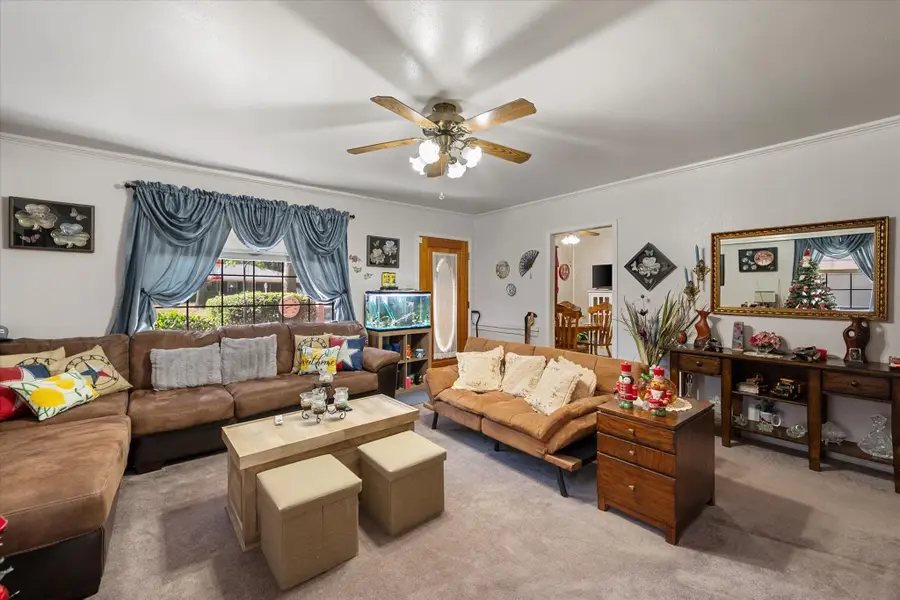 1705 E Beverly Drive, Corsicana, TX 75110 - Image #3