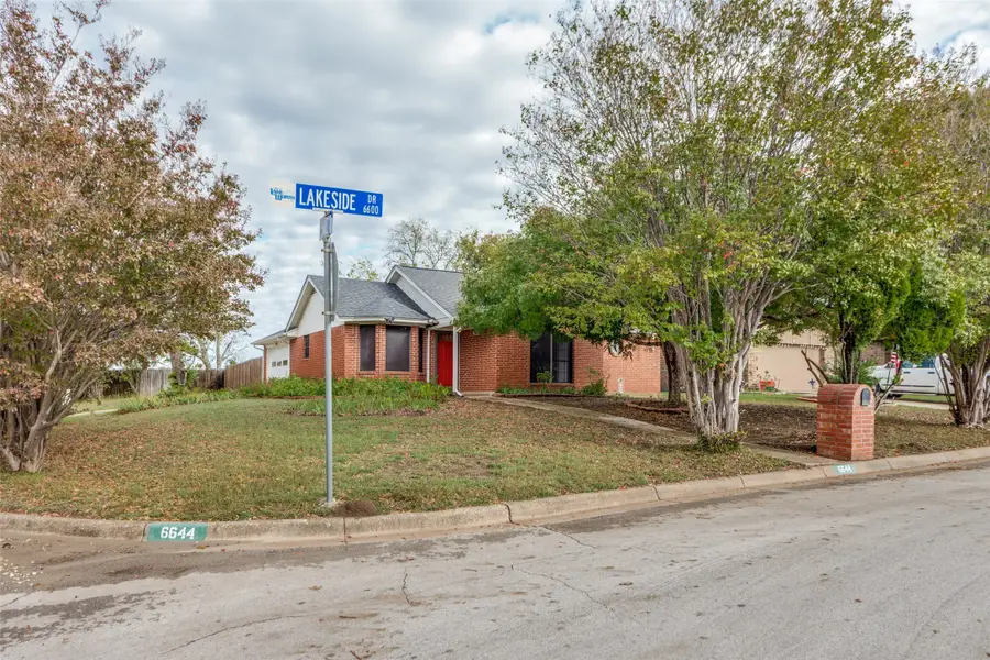 6644 Lakeside Drive, Lake Worth, TX 76135 - Image #2